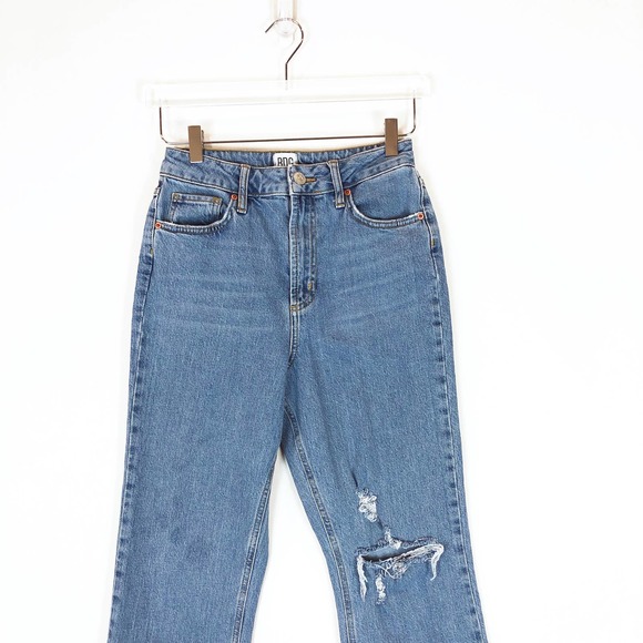 BDG Straight Kick High Rise Distressed Jeans Women's Size 28 - Picture 3 of 9